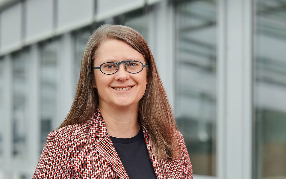 Petra Küster - Chief Financial Officer